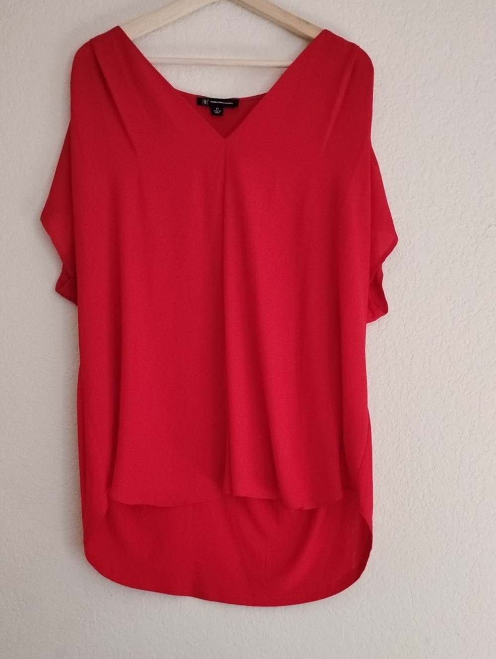 INC International Concepts Red V-Neck Draped Short Sleeve Blouse (2x)